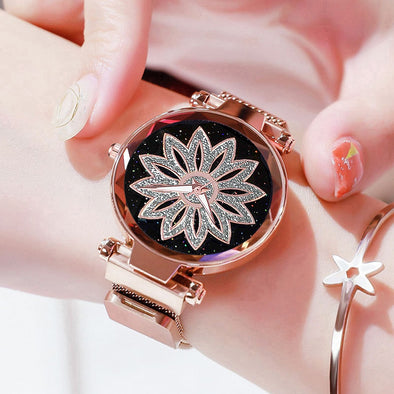 Women Flower Rhinestone Wrist Watch Ladies Starry Sky Watches Luxury Rose Gold Steel Quartz Watch Relogio Feminino Magnet Clock